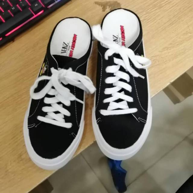 Zara sneakers mickey