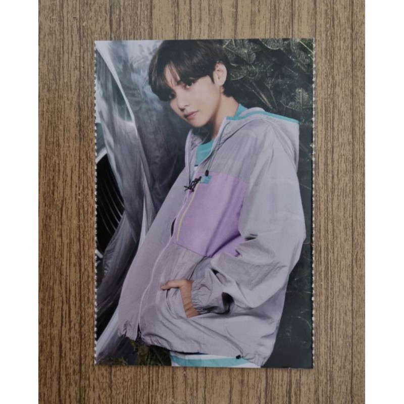 [READY STOCK] POSTCARD FILA V BTS OFFICIAL