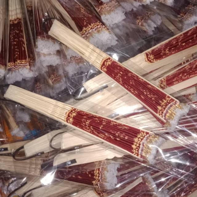 Undangan kipas renda uk. 19 kemas plastik