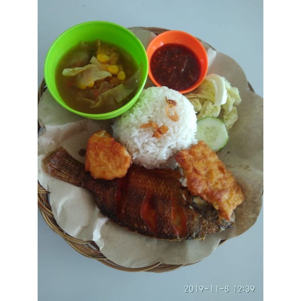 

Nasi Ikan Goreng