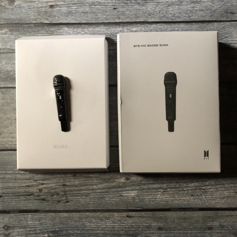 [ mic badge hybe insight ] suga