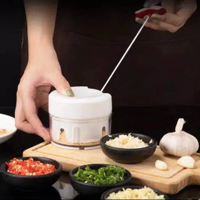 Grinder Mini Chopper Serbaguna / Grinder Mini Putih