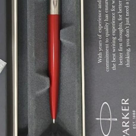 

♧ Parker New Jotter Kensington Red CT Ballpoint Pen ◊