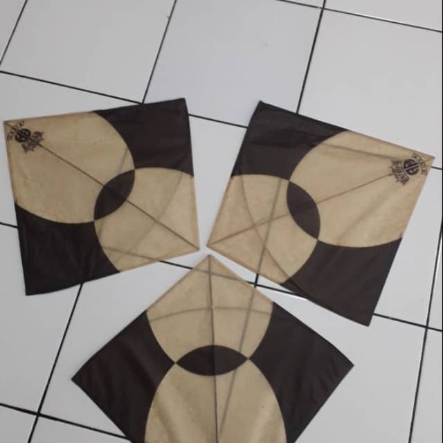 

Layangan Seot Kertas Ukuran 54 Isi 1000 pcs