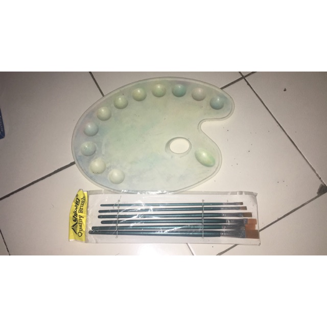 

Pallet untuk Cat Minyak