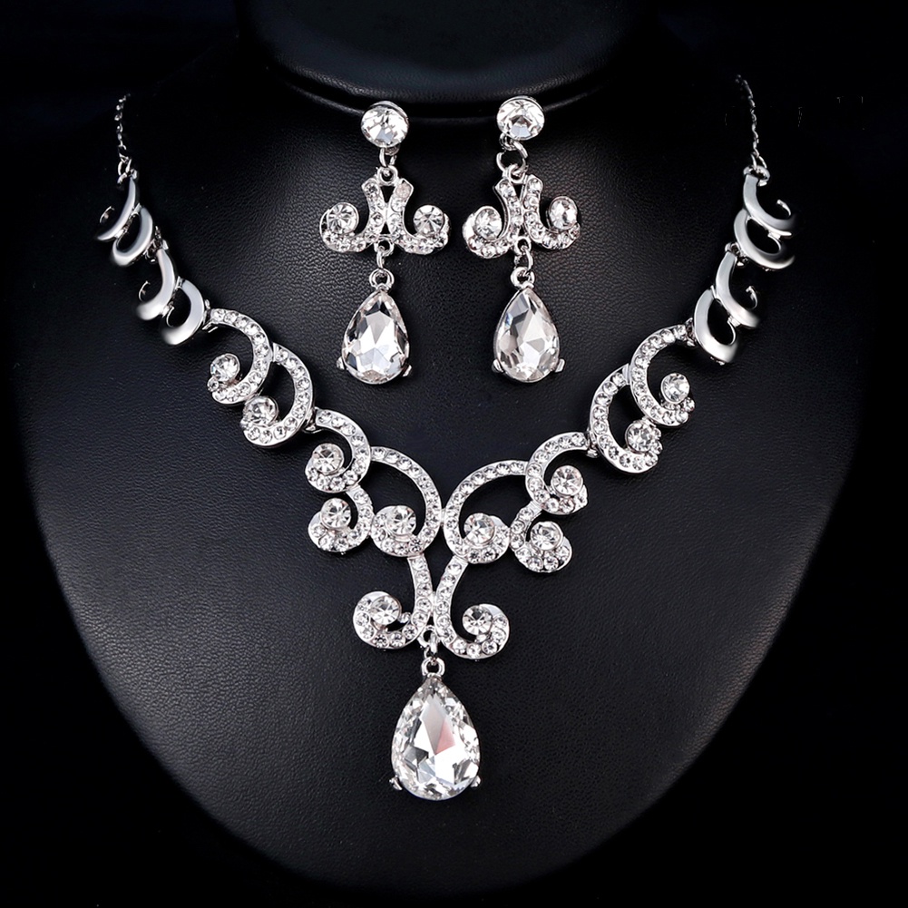 OW@ Lady Fashion Rhinestone Pendant Earrings Necklace Luxury Bridal Jewelry Set