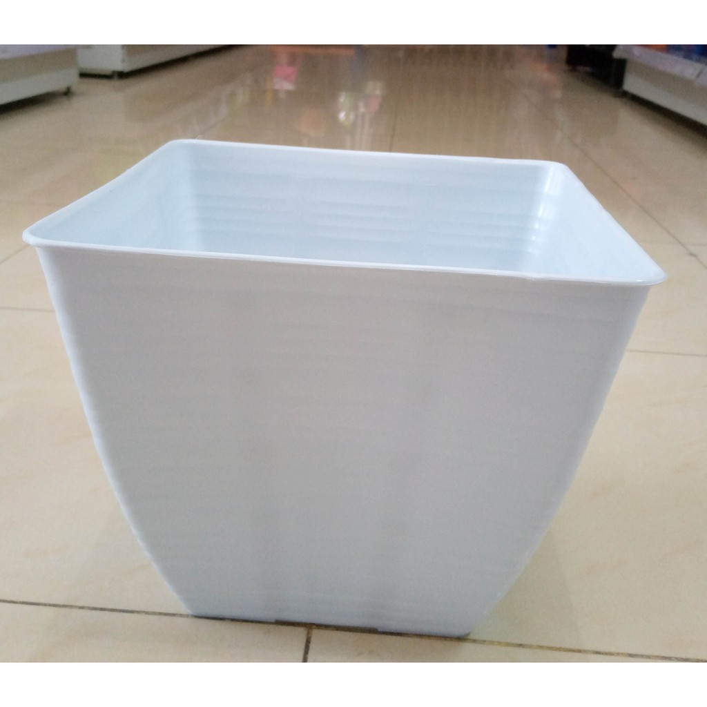 POT BUNGA MIANA 820 PUTIH