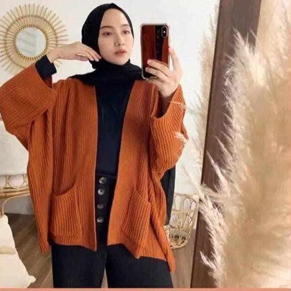 Oversize Lavella Kardigan Wanita Rajut