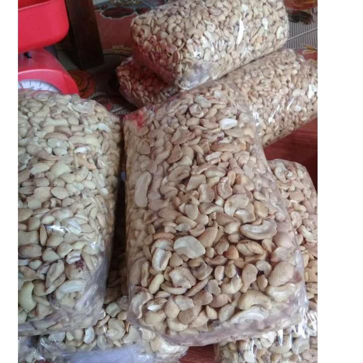 

Diskon!!!!!! Kacang mede pecah murah 1kg mentah