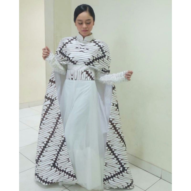 dress kebaya lesti