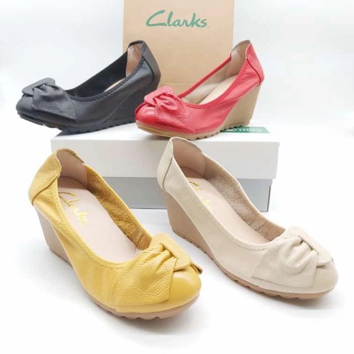 CLARKS SEPATU WANITA CLARKS WEDGES 7 CM RG-A08 ORIGINAL PROMO