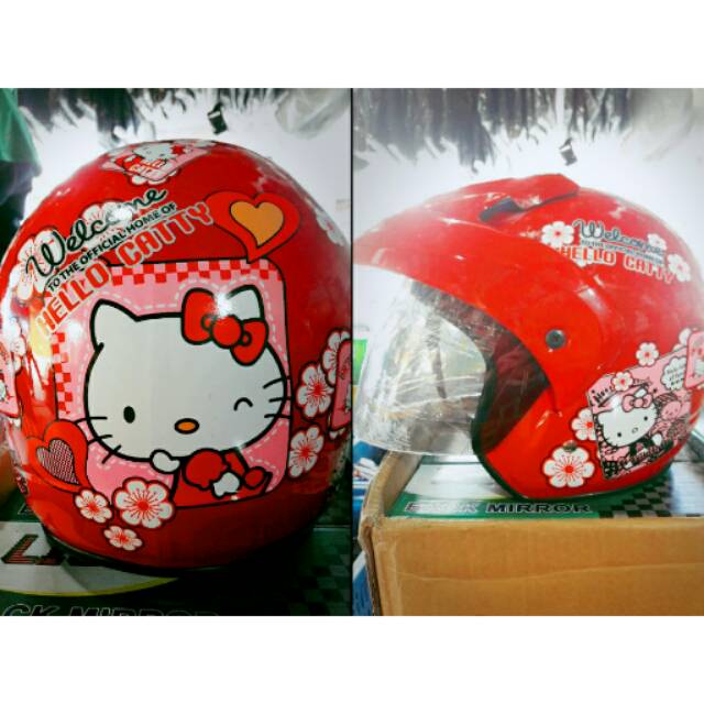 Helm dewasa karakter