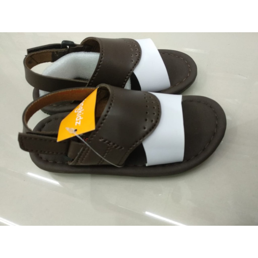 Sandal anak laki-laki selop Tan sz 25, 26 merk Yongkidz
