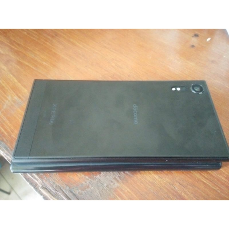 sony xzs