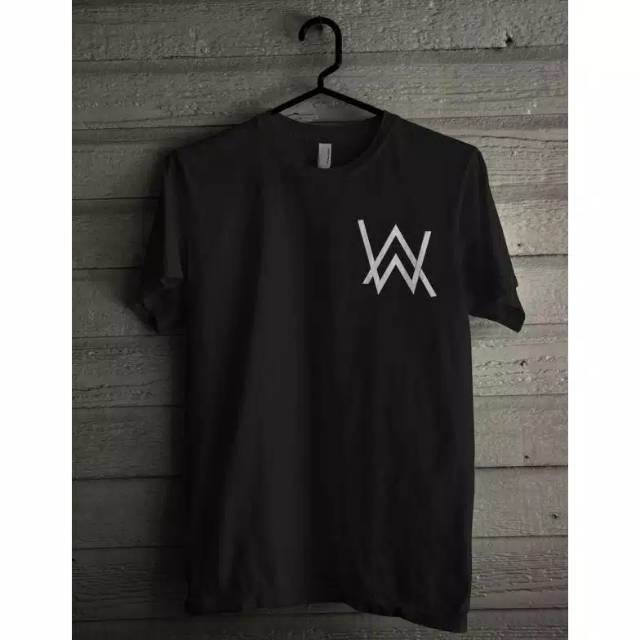 Kaos ALAN WALKER LOGO KECIL DIDADA KIRI