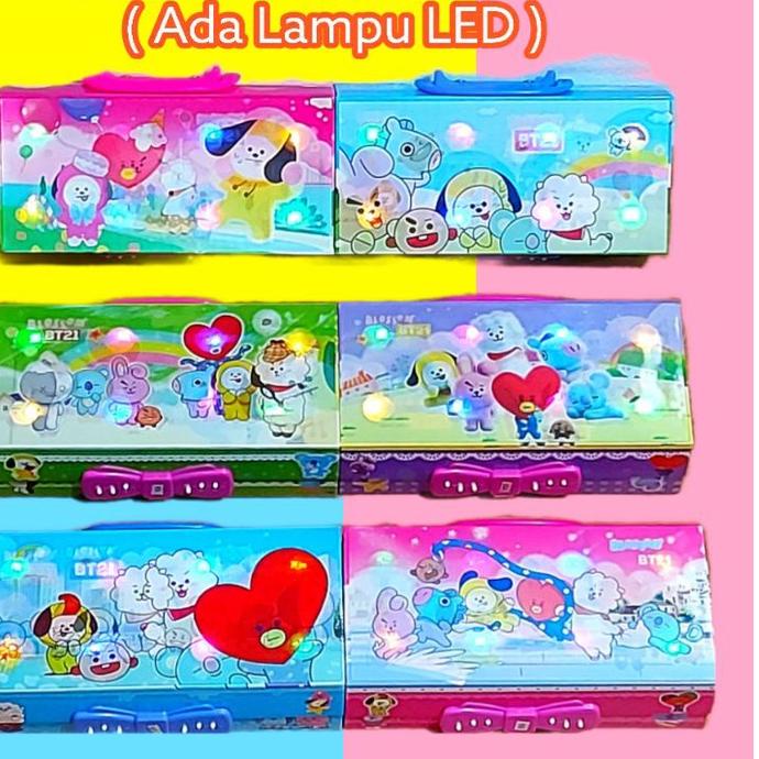 

Terjangkau KOTAK PENSIL KODE LAMPU 3 SUSUN BTS BT21