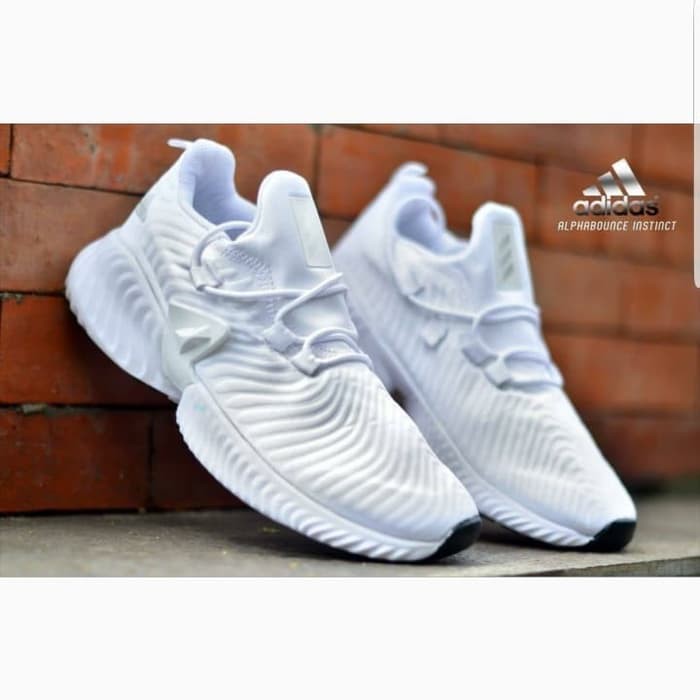 Sepatu Adidas Alphabounce Triple White / Putih Pria Wanita Runnig Gym