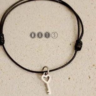 Telah Hadir.. Nats Living: Gelang Tali Gembok/Kunci Titanium, Anti Hitam Anti Karat