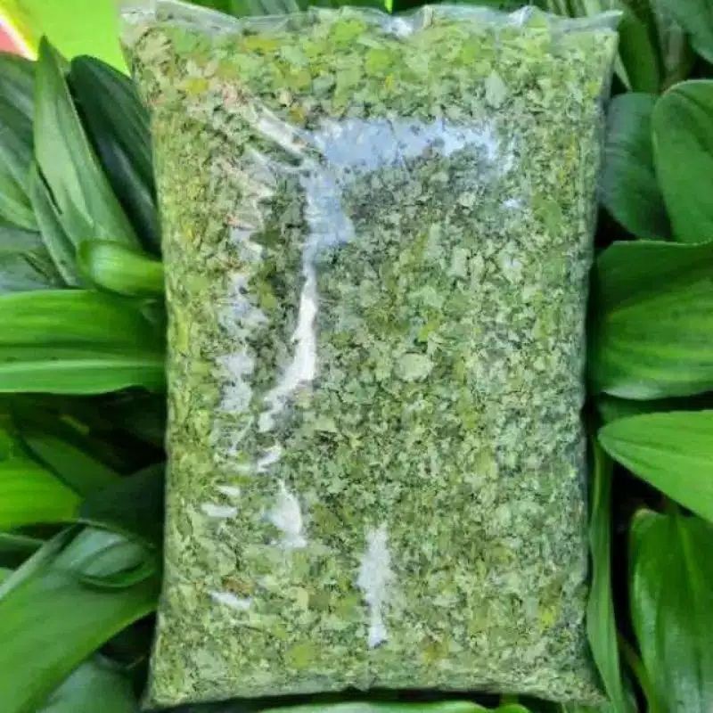 

100gr Daun Kelor Kering / Dried Moringa Leaves / Moringa kering