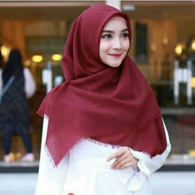 Saudia Jilbab Segi tiga Rawis