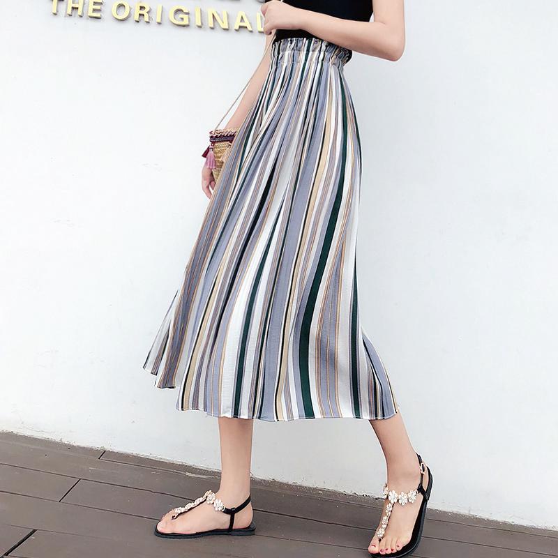  Celana  Panjang Wanita  Model High Waist dengan Potongan 