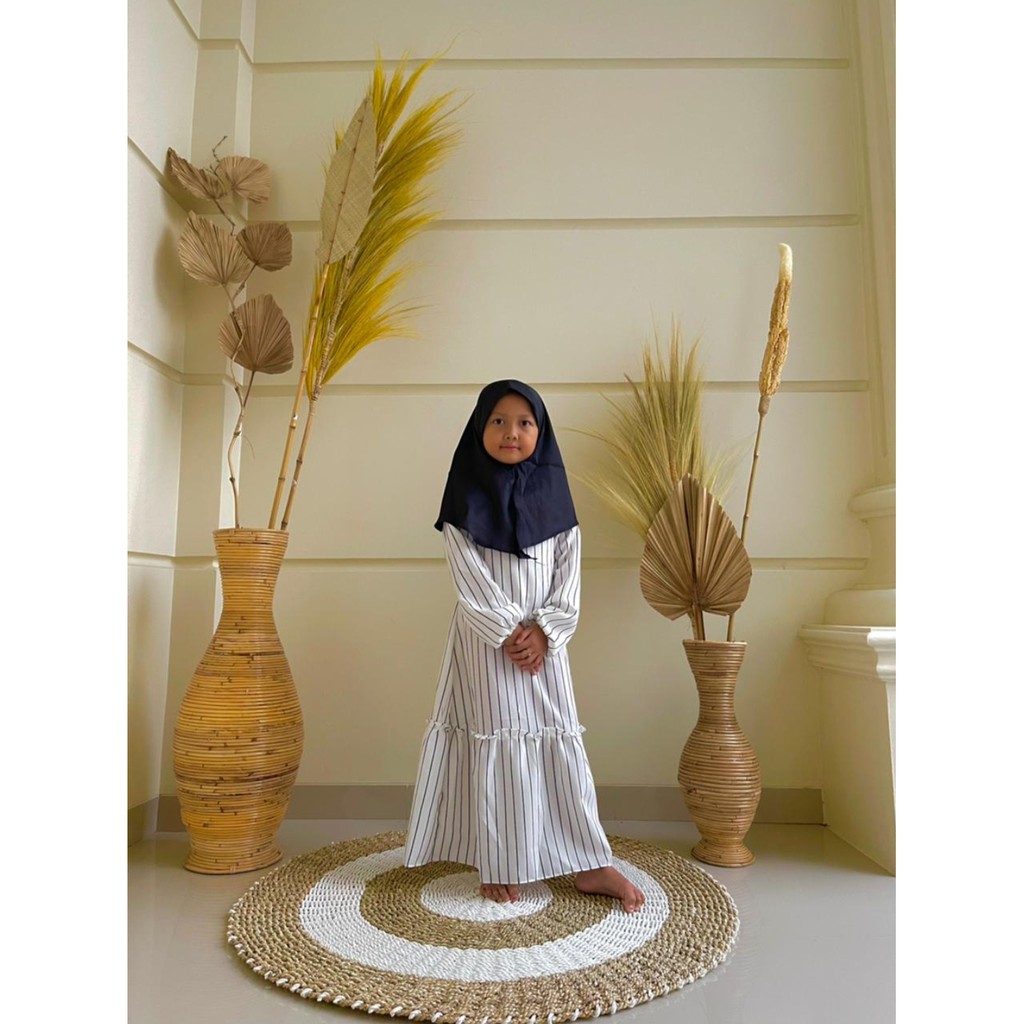 pakaian gamis anak+hijab perempuan motif salur terbaru