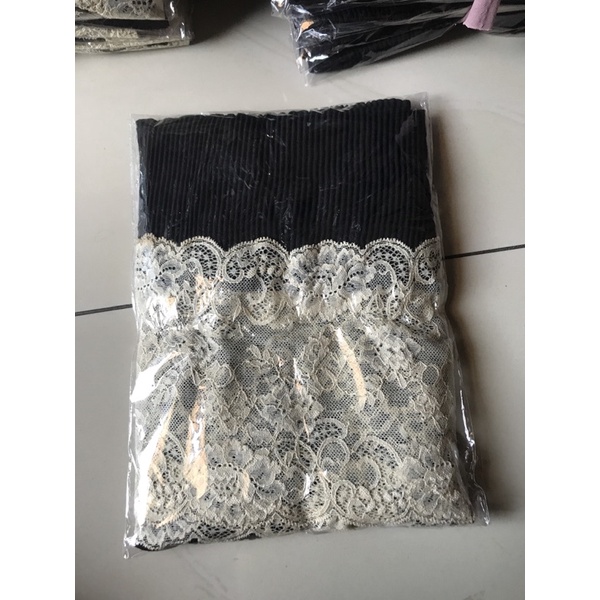 Pasmina  Plisket Prisket Renda Brokat brukat Impor/ Pasmina prisket  renda/model terbaru-Hitam crem