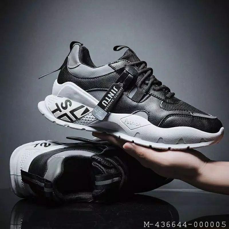 SEPATU SNEAKER PRIA JINTU KANVAS  VPUT-026Warna: Hitam, Putih kuning
Ukuran: 39, 40, 41, 42, 43
(Sil