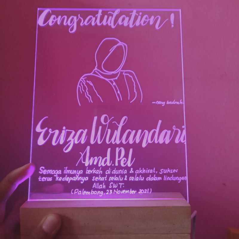 akrilik sign LED (kado wisuda, ultah, wedding, dll)