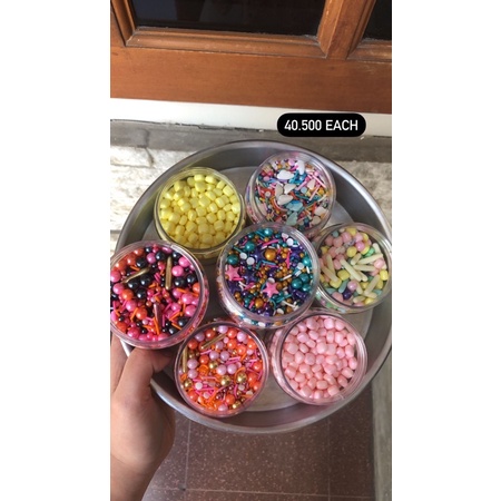

ANEKA TRIMIT GULA / SPRINKLE CAKE / HIASAN DEKORASI KUE EDIBLE 7