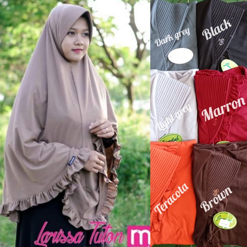 Larissa Tuton Hijab