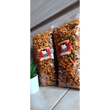 

MAKARONI BANTET DAUN JERUK STAY HALAL