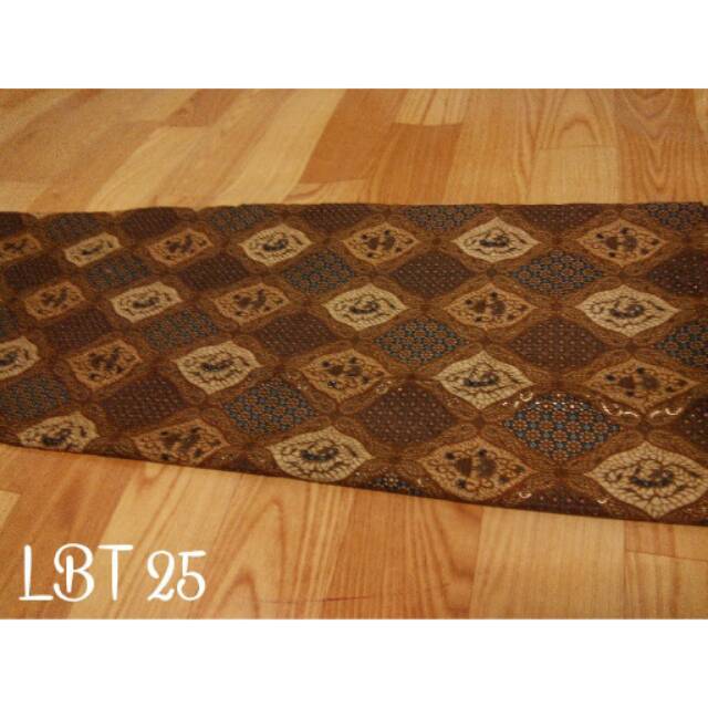 Rok lilit / rok serut sogan batik