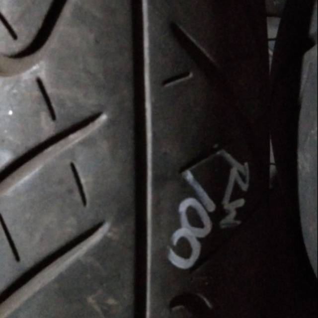 Ban bekas Ban ukuran 100/80.17 & 110/70.17