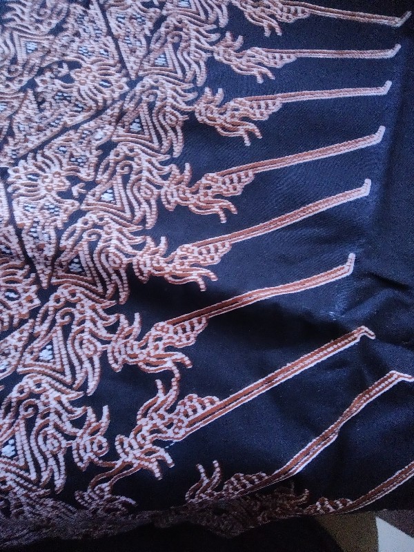 Marboto Ngosek Hitam Hem Batik Baju Batik Pria Lengan Pendek Batik Solo