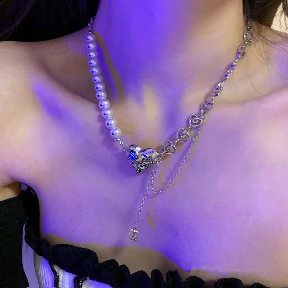 Love Pearl Stitching Necklaces Female Summer Necklace Female Hip Hop Clavicle Chain Summer Cold Wind