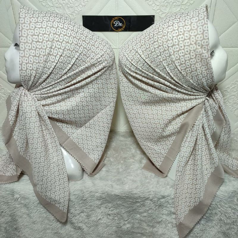 KERUDUNG SEGI EMPAT#KERUDUNG TERBARU#KERUDUNG TERLARIS#KERUDUNG DENAI KW#