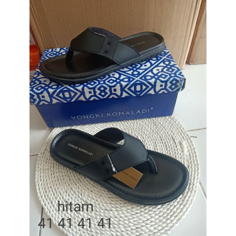 sandal cowok yongki komaladi