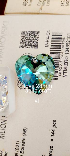 SWAROVSKI LOVE 28MM