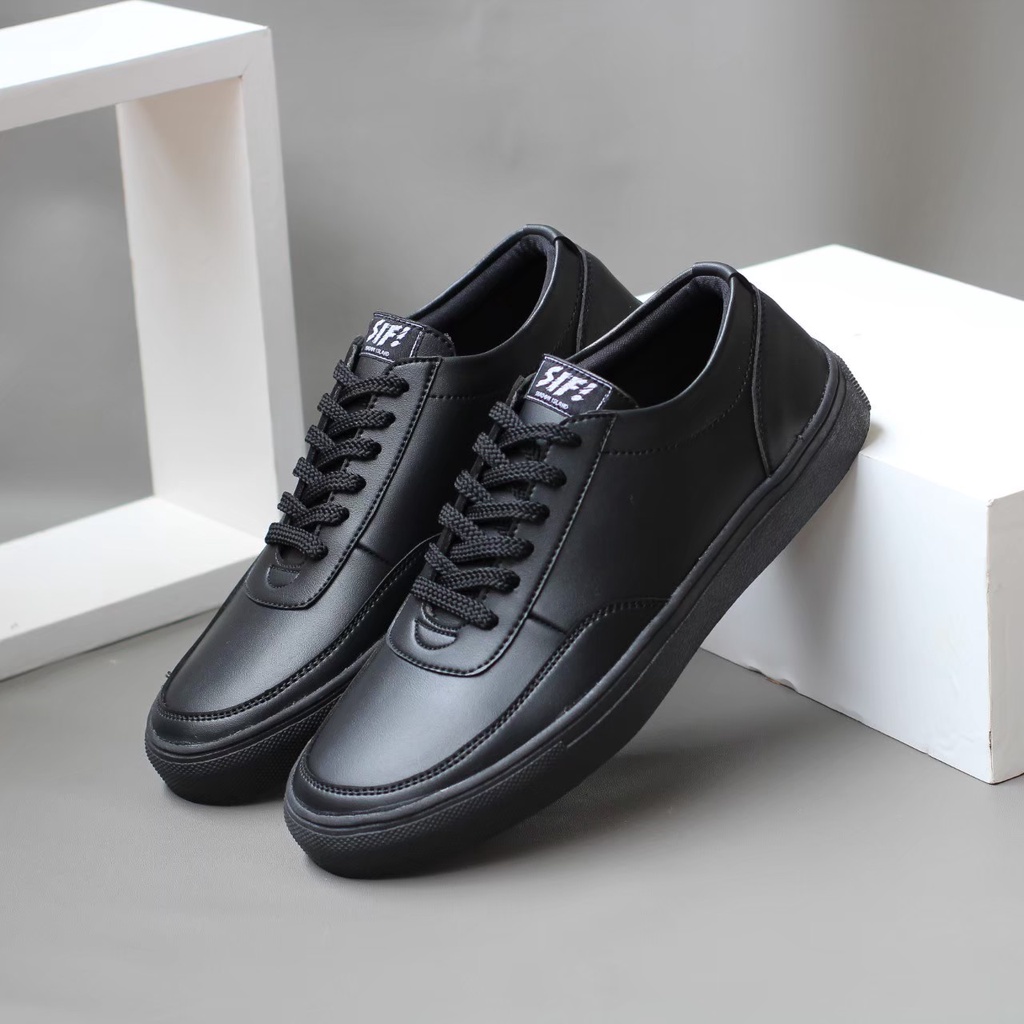 ROVVE|Sepatu Casual Sneakers Pria Hitam Tali Polos Original Kulit Sintetis