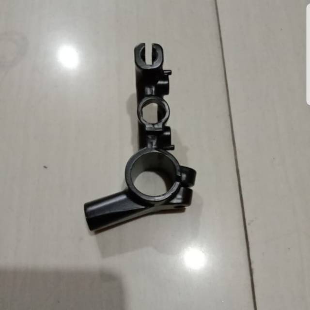 Kleman/ rumah handle rem kiri MIO J