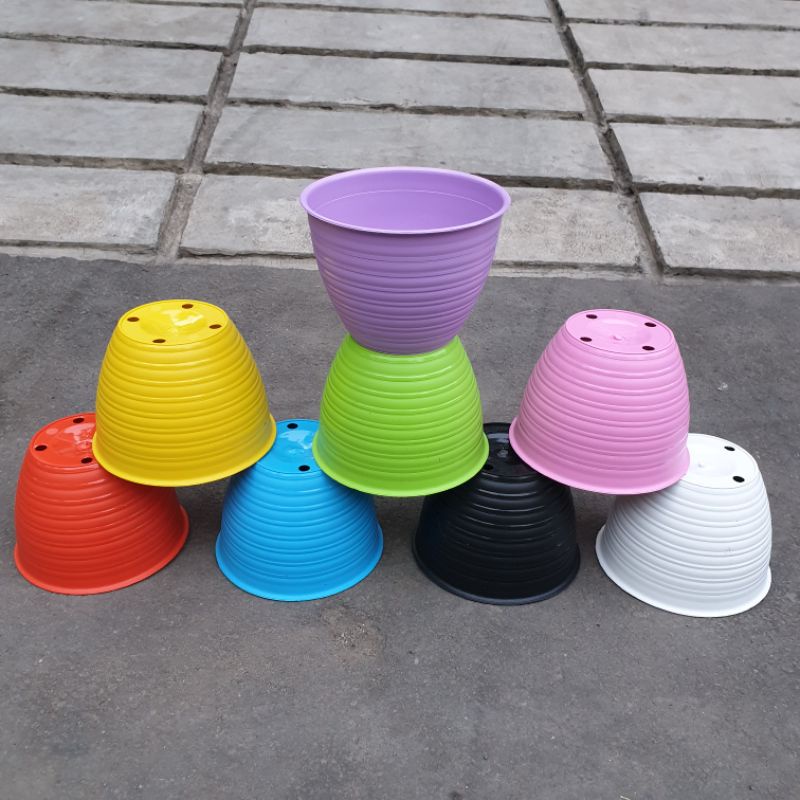 MDN TAWON 15 (15cm) pot bunga model tawon putih dan warna warni