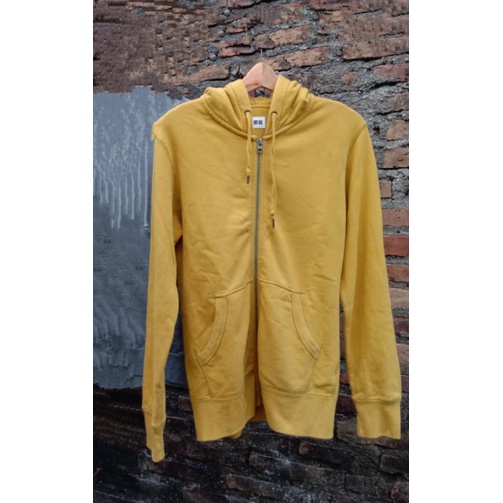 Zipper Uniqlo second