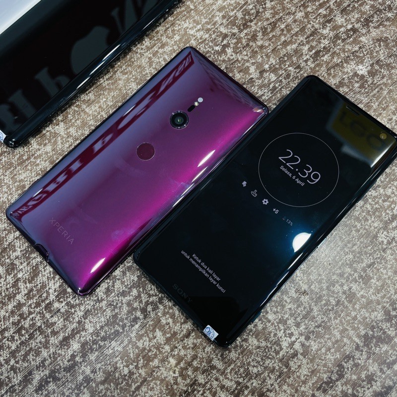 Sony Xperia XZ3 4/64GB MULUS TERBAIK