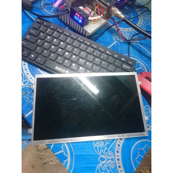 LCD NETBOOK AXIOO M1110 PJM.NORMAL BEKAS ORIGINAL.10,1 INCHI TEBAL 40 PIN