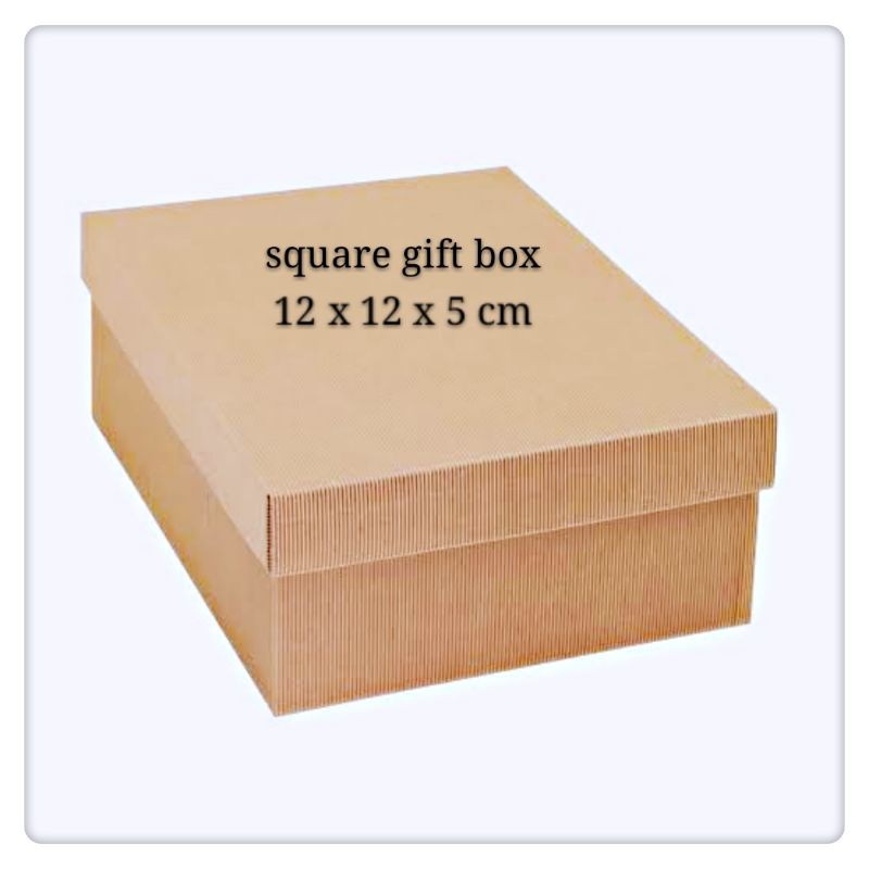 

Square GIFT BOX.BAGIAN DALAM BOX BERLAPIS KAIN FLANEL.baca deskripsi
