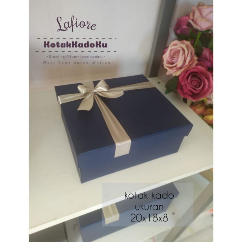 

KOTAK KADO/Gift Box bisa Custom Ukuran & Request Warna