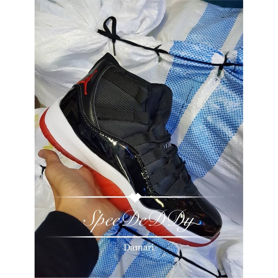 PROMO SEPATU BASKET  Nike Air Jordan 11 Retro Hi BRED Sneakers Basket   DISKON
