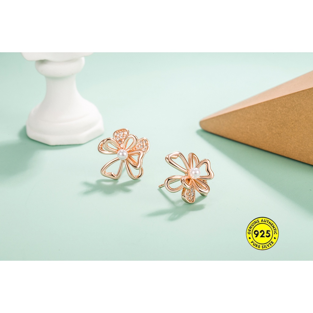 Anting Stud S925 Silver Bentuk Bunga Hibiscus Aksen Berlian Untuk Wanita