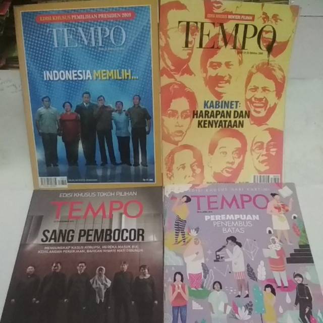 MAJALAH TEMPO  INDONESIA MEMILIH / KABINET HARAPAN /SANG PEMBOCOR/PEREMPUAN PENEMBUS BATAS CABUTAN